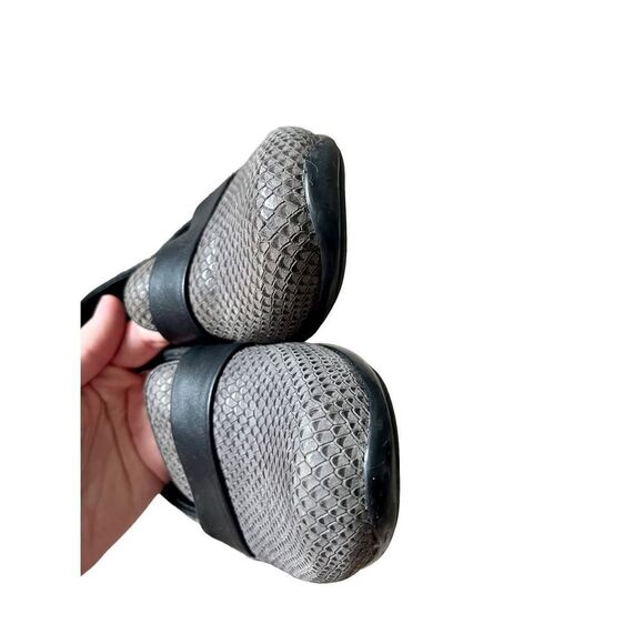 Dansko Snake Print Slip On Gray Leather Loafers Shoes size 40 - Picture 6 of 8